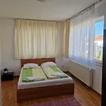 Πανσιόν Bigcitty *