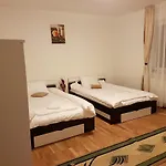 Bigcitty Πανσιόν